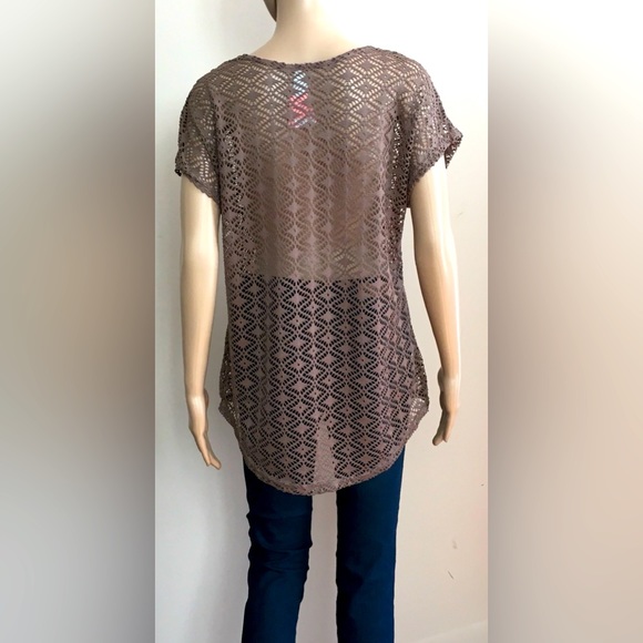 Vanity - Picture 3 of 3